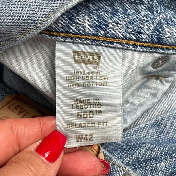 VTG Levis 560 Relaxed Fit Men's 42 Denim Shorts 100% Cotton Batwing Jorts - Picture 3 of 7